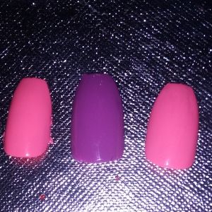 Diva press on nails